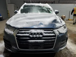 2017 Audi Q3 Premium Plus z VIN WA1JCCFS1HR005828, wystawiony jako Copart lot #86447374 z przebiegiem Nie podano mil oraz Tytuł czysty. Historia ofert i sprzedaży dostępna na DreamBid. Obrazek 5.