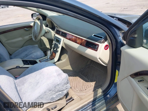 2008 Volvo V70 с VIN YV1BW982181052805, выставлен на аукционе IAAI как лот 42405228 с пробегом 205 210 миль миль и . История ставок и продаж доступна на DreamBid. Изображение 5.