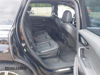 2017 Audi Q7 Premium Plus z VIN WA1LHAF7XHD040259, wystawiony jako IAAI lot #42286217 z przebiegiem 141 030 mil mil oraz . Historia ofert i sprzedaży dostępna na DreamBid. Obrazek 8.