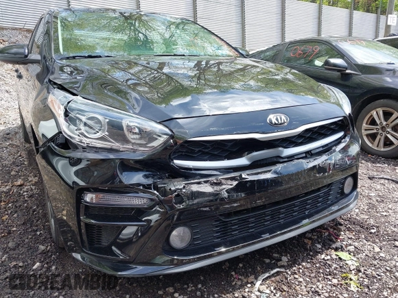 2021 Kia Forte LXS with VIN 3KPF24AD6ME307117, listed as a IAAI auction lot 42204377 with 52,364 mi miles and . Bid and sale history available at DreamBid. Image 6.