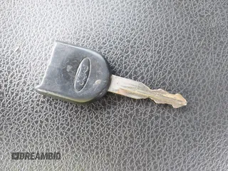 2005 Ford Mustang Deluxe z VIN 1ZVFT80N855245440, wystawiony jako IAAI lot #42428523 z przebiegiem 200 198 mil mil oraz . Historia ofert i sprzedaży dostępna na DreamBid. Obrazek 11.