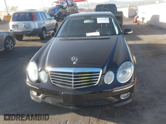 2007 Mercedes-Benz E-Class 3.5L with VIN WDBUF87X67X222236, listed as a IAAI auction lot 41991958 with 158,735 mi miles. Bid and sale history available at carsss.com. Image 6.