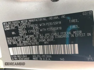 2017 Toyota Sienna XLE z VIN 5TDDZ3DC7HS166182, wystawiony jako Copart lot #61437105 z przebiegiem 101 491 mil mil oraz Szkoda całkowita • Salvage title. Historia ofert i sprzedaży dostępna na DreamBid. Obrazek 13.