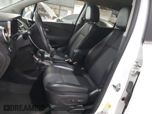 2016 Chevrolet Trax LT z VIN KL7CJLSB0GB666989, wystawiony jako Copart lot #55850675 z przebiegiem 96 539 mil mil oraz Szkoda całkowita • Salvage title. Historia ofert i sprzedaży dostępna na DreamBid. Obrazek 7.