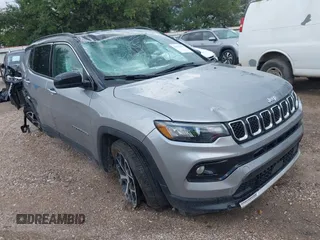 2024 Jeep Compass Limited z VIN 3C4NJDCN0RT610787, wystawiony jako IAAI lot #42506705 z przebiegiem 54 843 mil mil oraz . Historia ofert i sprzedaży dostępna na DreamBid. Obrazek 1.