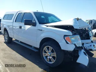 2014 Ford F-150 XL with VIN 1FTEX1CM5EKF92884, listed as a IAAI auction lot 41296929 with 1 mi miles. Bid and sale history available at carsss.com. Image 1.