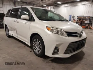 2018 Toyota Sienna XLE Auto Access Seat с VIN 5TDYZ3DC7JS909902, выставлен на аукционе IAAI как лот 42044363 с пробегом 59 283 миль миль и . История ставок и продаж доступна на DreamBid. Изображение 1.