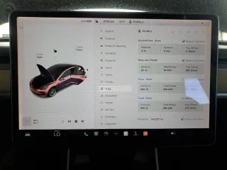 2018 Tesla Model 3 Long Range Battery with VIN 5YJ3E1EA6JF011383, listed as a Copart auction lot 51147185 with 148,507 mi miles and Clean Title. Bid and sale history available at DreamBid. Image 9.