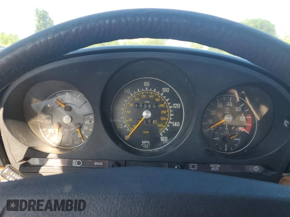 1978 Mercedes-Benz SL с VIN 10704412048794, выставлен на аукционе Copart как лот 57632195 с пробегом 233 537 миль миль и Чистый • Clean title. История ставок и продаж доступна на DreamBid. Изображение 9.
