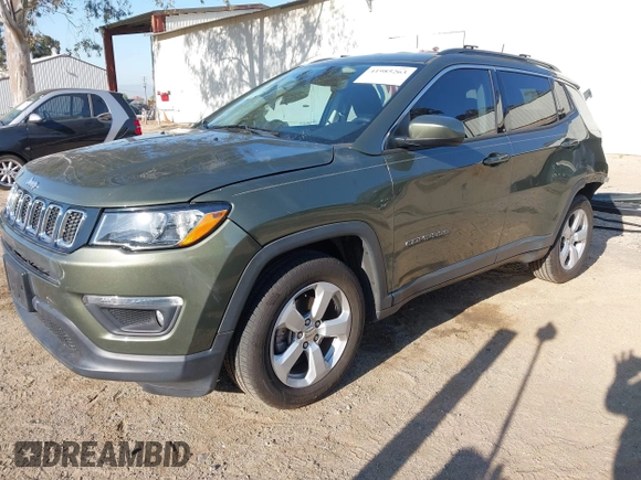 2018 Jeep Compass Latitude with VIN 3C4NJCBB2JT462065, listed as a IAAI auction lot 41985263 with 38,863 mi miles. Bid and sale history available at carsss.com. Image 2.