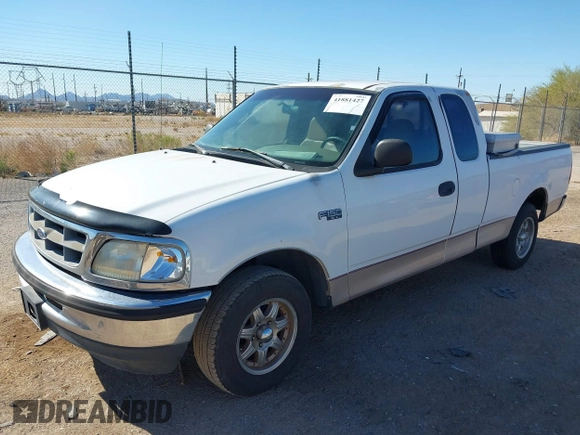 1998 Ford F-150 z VIN 1FTZX1726WKB46576, wystawiony jako IAAI lot #41881427 z przebiegiem 168 864 mil mil oraz . Historia ofert i sprzedaży dostępna na DreamBid. Obrazek 2.