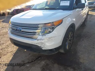 2014 Ford Explorer with VIN 1FM5K8B88EGB87547, listed as a IAAI auction lot 41285521 with 152,889 mi miles and . Bid and sale history available at carsss.com. Image 17.