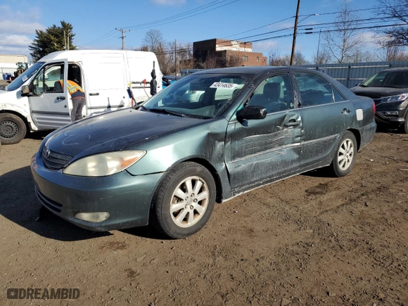 2004 Toyota Camry LE with VIN 4T1BF30K04U062597, listed as a Copart auction lot 43414635 with 222,028 mi miles and Salvage Title. Bid and sale history available at carsss.com. Image 1.