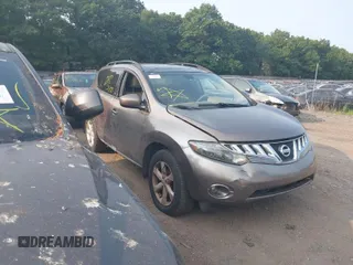 2009 Nissan Murano SL with VIN JN8AZ18U39W010799, listed as a IAAI auction lot 40117297 with 999,999 mi miles. Bid and sale history available at carsss.com. Image 1.