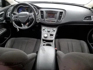 2015 Chrysler 200 Limited with VIN 1C3CCCAB4FN533202, listed as a Copart auction lot 78196364 with 133,117 mi miles and Salvage Title. Bid and sale history available at DreamBid. Image 8.