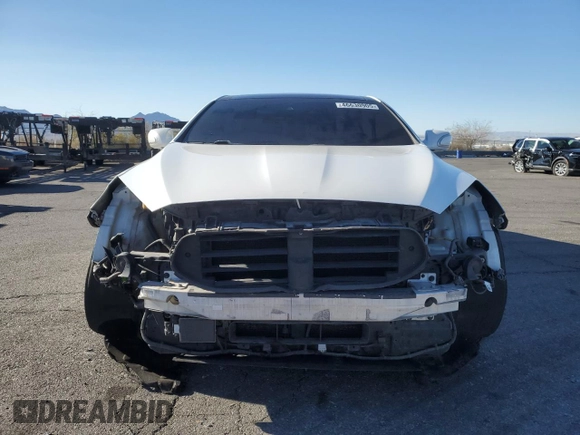 2017 Kia K900 Luxury with VIN KNALW4D40H6036115, listed as a Copart auction lot 46630905 with 85,964 mi miles and Salvage title. Bid and sale history available at DreamBid. Image 5.