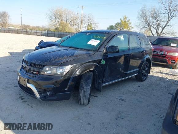 2018 Dodge Journey Crossroad z VIN 3C4PDDGG0JT357342, wystawiony jako IAAI lot #42041164 z przebiegiem 74 599 mil mil oraz . Historia ofert i sprzedaży dostępna na DreamBid. Obrazek 2.
