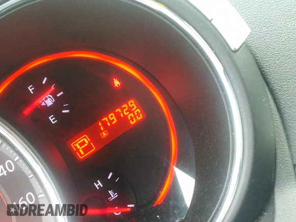 2010 Nissan Murano S z VIN JN8AZ1MU9AW021090, wystawiony jako IAAI lot #42107216 z przebiegiem 179 729 mil mil oraz . Historia ofert i sprzedaży dostępna na DreamBid. Obrazek 7.
