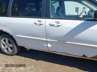 2002 Mazda MPV LX with VIN JM3LW28JX20307982, listed as a IAAI auction lot 41840236 with 171,753 mi miles and . Bid and sale history available at carsss.com. Image 6.