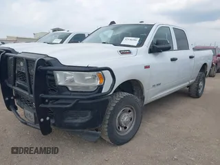 2022 Ram 2500 Tradesman with VIN 3C6UR5CJXNG204016, listed as a IAAI auction lot 42146186 with 105,216 mi miles. Bid and sale history available at carsss.com. Image 2.