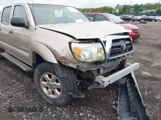 2005 Toyota Tacoma PreRunner with VIN 5TEKU72N85Z044821, listed as a IAAI auction lot 42340530 with 48,016 mi miles and . Bid and sale history available at DreamBid. Image 17.