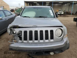 2014 Jeep Patriot Sport with VIN 1C4NJRBB9ED751832, listed as a Copart auction lot 43907215 with 112,505 mi miles and Salvage Title. Bid and sale history available at carsss.com. Image 5.