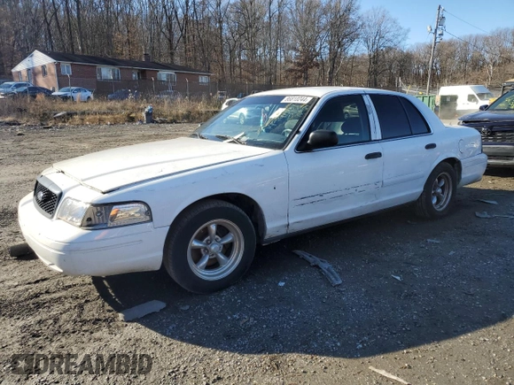 2001 Ford Crown Victoria Police Interceptor z VIN 2FAFP71WX1X151387, wystawiony jako Copart lot #86810244 z przebiegiem 165 566 mil mil oraz Szkody całkowita. Historia ofert i sprzedaży dostępna na DreamBid. Obrazek 1.