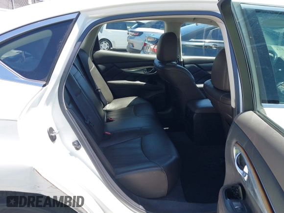 2011 Infiniti M z VIN JN1BY1AR2BM370448, wystawiony jako IAAI lot #42541773 z przebiegiem 133 188 mil mil oraz . Historia ofert i sprzedaży dostępna na DreamBid. Obrazek 8.