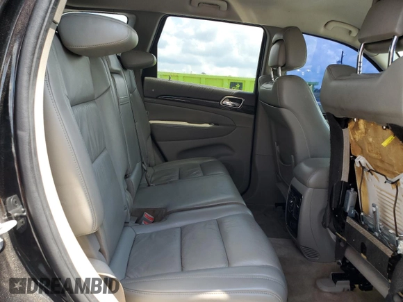 2011 Jeep Grand Cherokee Laredo with VIN 1J4RR4GG6BC538074, listed as a Copart auction lot 60231465 with 203,942 mi miles and Salvage title. Bid and sale history available at DreamBid. Image 10.