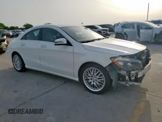 2019 Mercedes-Benz CLA 250 z VIN WDDSJ4GB8KN725250, wystawiony jako Copart lot #56560205 z przebiegiem 55 065 mil mil oraz Szkoda całkowita • Salvage title. Historia ofert i sprzedaży dostępna na DreamBid. Obrazek 4.