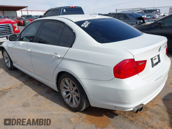 2011 BMW 3 Series 328i с VIN WBAPH7C54BE682973, выставлен на аукционе IAAI как лот 42235227 с пробегом 141 576 миль миль и . История ставок и продаж доступна на DreamBid. Изображение 3.