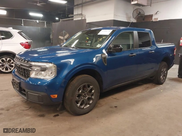 2024 Ford Maverick XLT with VIN 3FTTW8H32RRA35113, listed as a IAAI auction lot 41908776 with 13,354 mi miles. Bid and sale history available at carsss.com. Image 2.