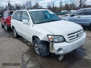 2006 Toyota Highlander w/3rd Row with VIN JTEDP21A560093649, listed as a IAAI auction lot 41815683 with 228,745 mi miles. Bid and sale history available at carsss.com. Image 1.