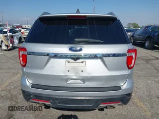 2018 Ford Explorer XLT z VIN 1FM5K7D84JGA81047, wystawiony jako IAAI lot #42216772 z przebiegiem 127 613 mil mil oraz . Historia ofert i sprzedaży dostępna na DreamBid. Obrazek 16.