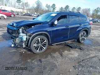 2021 Toyota Highlander XSE with VIN 5TDJZRBH0MS121857, listed as a IAAI auction lot 41718189 with Not provided miles and . Bid and sale history available at DreamBid. Image 2.