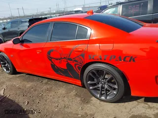 2020 Dodge Charger Scat Pack with VIN 2C3CDXGJ9LH135751, listed as a IAAI auction lot 41661561 with 38,162 mi miles. Bid and sale history available at carsss.com. Image 14.