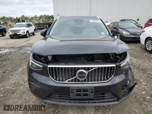 2024 Volvo XC40 с VIN YV4L12UF0R2313942, выставлен на аукционе Copart как лот 73662794 с пробегом Не указан миль и Списание • Salvage title. История ставок и продаж доступна на DreamBid. Изображение 5.