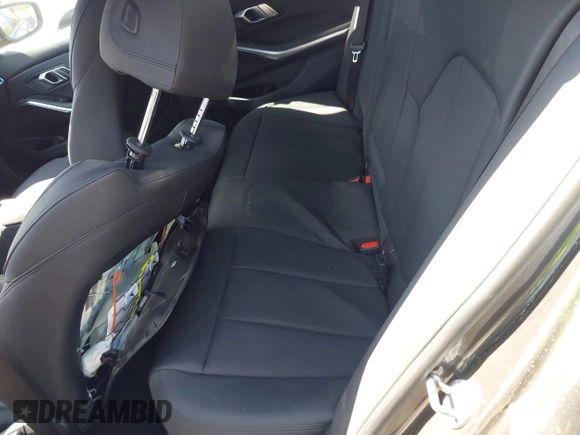 2021 BMW 3 Series 330i с VIN 3MW5R1J03M8B96458, выставлен на аукционе IAAI как лот 42355921 с пробегом Не указан миль и . История ставок и продаж доступна на DreamBid. Изображение 8.