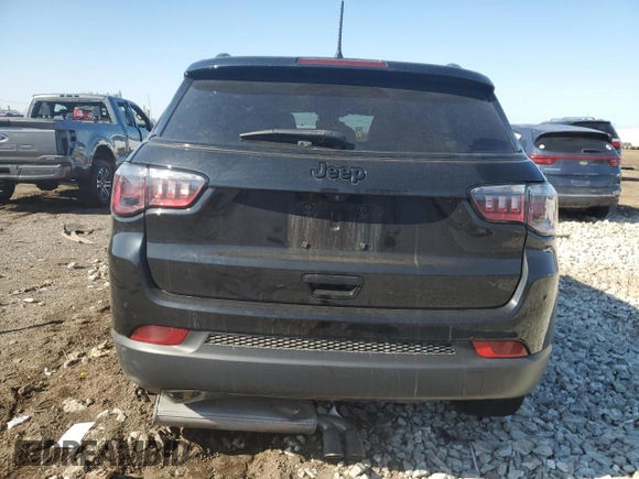 2022 Jeep Compass Altitude with VIN 3C4NJCBB2NT187786, listed as a Copart auction lot 53027925 with 45,894 mi miles and Salvage title. Bid and sale history available at DreamBid. Image 6.