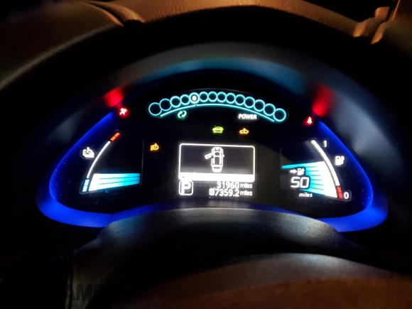 2015 Nissan LEAF SV with VIN 1N4AZ0CP4FC330885, listed as a Copart auction lot 72286732 with 31,960 mi miles. Bid and sale history available at carsss.com. Image 9.