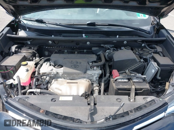 2018 Toyota RAV4 XLE with VIN 2T3RFREV0JW786393, listed as a IAAI auction lot 41997778 with 44,666 mi miles. Bid and sale history available at carsss.com. Image 10.