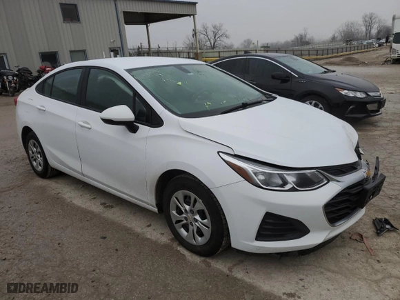 2019 Chevrolet Cruze LS with VIN 1G1BC5SM2K7111598, listed as a Copart auction lot 44156555 with 108,801 mi miles and Salvage Title. Bid and sale history available at carsss.com. Image 4.