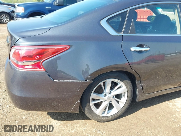 2013 Nissan Altima SV with VIN 1N4AL3APXDN581899, listed as a IAAI auction lot 42596618 with 232,426 mi miles and . Bid and sale history available at DreamBid. Image 6.