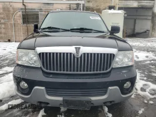 2003 Lincoln Navigator Luxury with VIN 5LMFU28R23LJ37854, listed as a Copart auction lot 44633175 with 232,104 mi miles and Salvage Title. Bid and sale history available at carsss.com. Image 5.