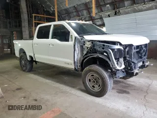 2024 Ford F-350 XL with VIN 1FT8W3BM0REC88847, listed as a Copart auction lot 59127545 with 22,115 mi miles and Salvage title. Bid and sale history available at DreamBid. Image 4.