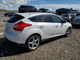 2012 Ford Focus Titanium with VIN 1FAHP3N25CL172415, listed as a Copart auction lot 54855345 with 147,563 mi miles and Clean Title. Bid and sale history available at carsss.com. Image 3.