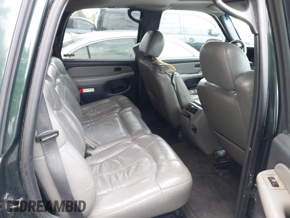 2001 Chevrolet Tahoe LT with VIN 1GNEK13T51R116634, listed as a IAAI auction lot 42106345 with 264,916 mi miles. Bid and sale history available at carsss.com. Image 7.