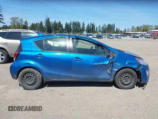2016 Toyota Prius One z VIN JTDKDTB32G1126614, wystawiony jako IAAI lot #41970288 z przebiegiem 111 354 mil mil oraz . Historia ofert i sprzedaży dostępna na DreamBid. Obrazek 13.