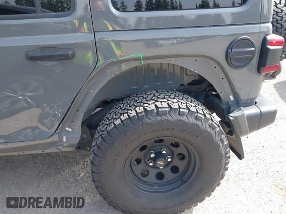 2019 Jeep Wrangler Unlimited Sahara with VIN 1C4HJXEG6KW644553, listed as a IAAI auction lot 42465842 with 40,226 mi miles and . Bid and sale history available at DreamBid. Image 6.