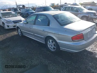 2005 Hyundai Sonata GLS with VIN KMHWF35H15A175265, listed as a IAAI auction lot 41512988 with 124,858 mi miles. Bid and sale history available at carsss.com. Image 3.